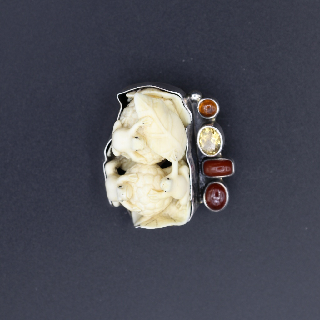 Vintage Amy Kahn Russell PinPendant Akr Silver 450$
